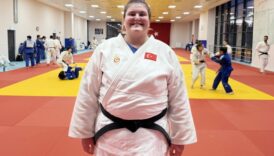 hobi olarak basladigi judoda hedefi olimpiyat sampiyonlugu hnxbvCOx