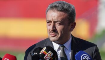 ibrahim hatipoglu bir yere kacmiyoruz w2DgN16Z