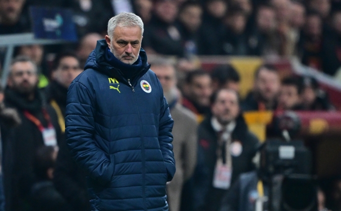 Jose Mourinho'dan 20 yıl sonra bir ilk! 1 jose mourinhodan 20 yil sonra bir ilk 6prppVUX