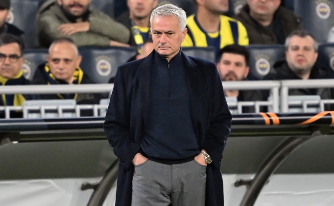 jose mourinhodan iki zorunlu degisiklik F47NfUX2