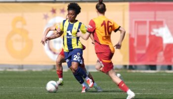 kadinlar derbisinde galatasaray ile fenerbahce yenisemedi fcATaptC