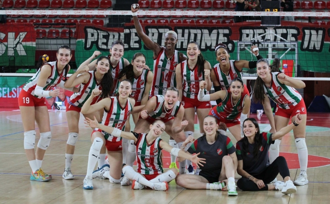 karsiyaka filede play offa bileniyor SDh4UaE8