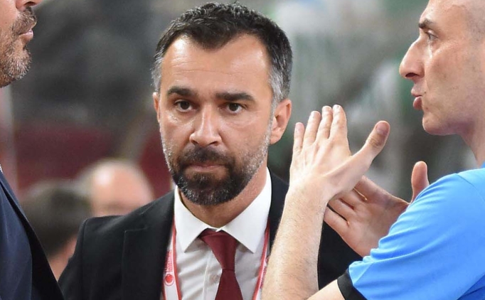karsiyakada kulup muduru selim cinar ayrildi X8LeMqNU