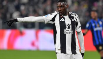 kolo muani juventusta kalmak istiyor CtLEtKNk