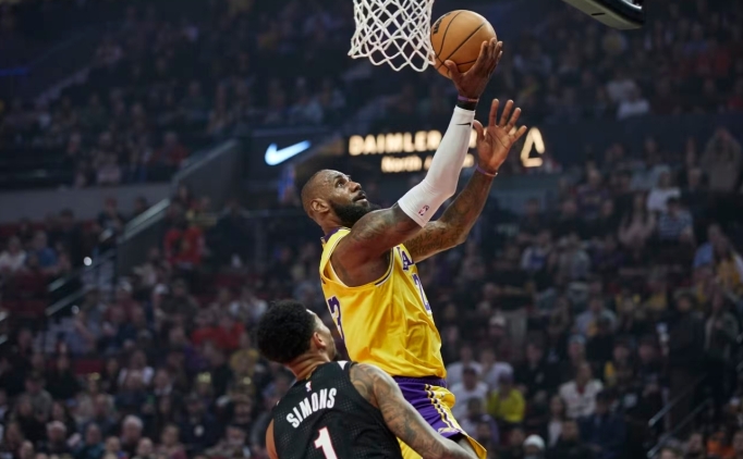 lebron lukasiz lakersi 40 sayiyla galibiyete tasidi ShupkKAB