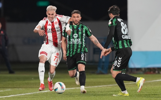lider kocaelispor 10 kisi kaldigi macta 1 puani kapti KsGGCbc8