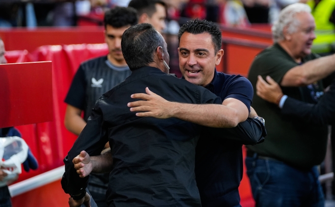 milanin gozu xavi hernandezde CA46D7be