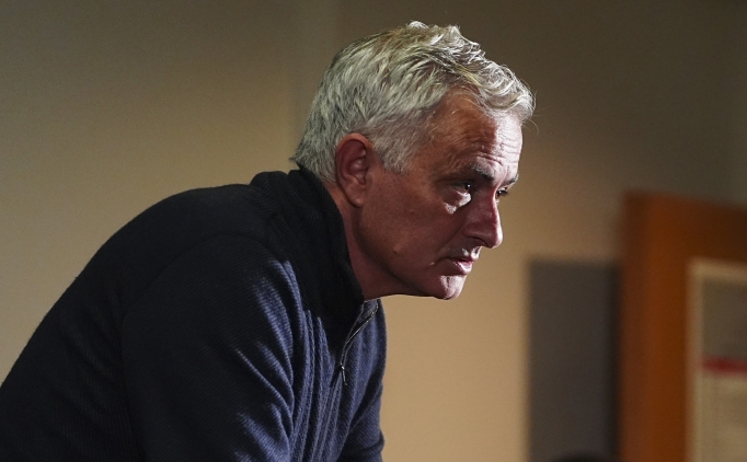mourinhonun soyunma odasi konusmasi ortaya cikti WkXLdhXw