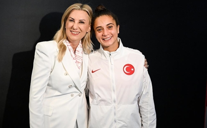Necla Güngör Kıragası: Hedefimiz Avrupa Şampiyonası ve Dünya Kupası'na katılmak 1 necla gungor kiragasi hedefimiz avrupa sampiyonasi ve dunya kupasina katilmak jucOA9tW