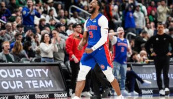 pistons bostoni 20 sayi farkla devirerek galibiyet serisini 8 maca cikardi 5Yth9ThX