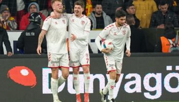 samsunsporda iki isim ceza sinirinda WSqlx3m6