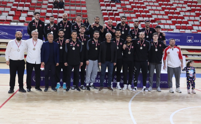 sungurlu belediyespor axa sigorta erkekler voleybol 2 ligde sampiyon oldu MFLEDiiM