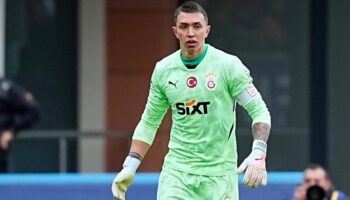 tuzemen muslera olmasa ne olacakti 2F1Q5ljD