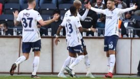 uefa avrupa liginde ceyrek finalistler belli oluyor WySu8edj