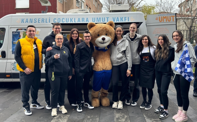 vakifbank kulubu ile kacuvdan kanserle mucadele eden cocuklara destek YjqHNsUn