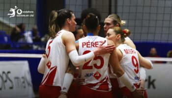 voleybolda aras evinde aydin gurbette M1yuuEiu