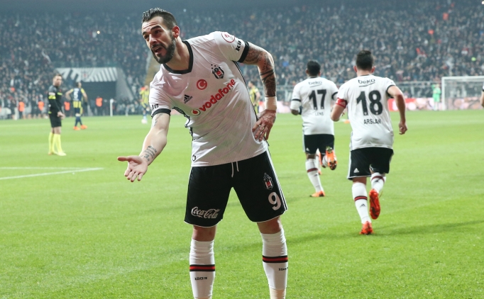 yillar sonra besiktasa geri donuyor alvaro negredo CurdsCA7