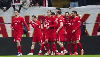a milli futbol takimi 639 macina cikacak TgVfMXHK
