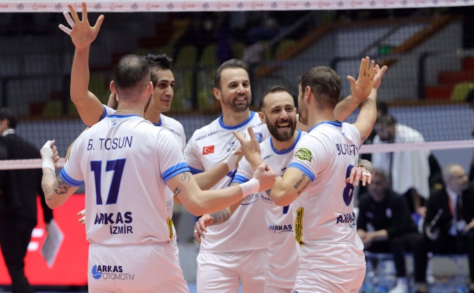 arkas spordan kritik viraj rzrDGSVc
