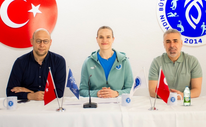 aydin buyuksehirde aleksandra rasinskaya yeni sozlesme yC1PUP3s