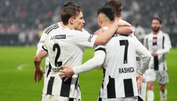 besiktas buyuk maclarda bambaska ItWFurX2