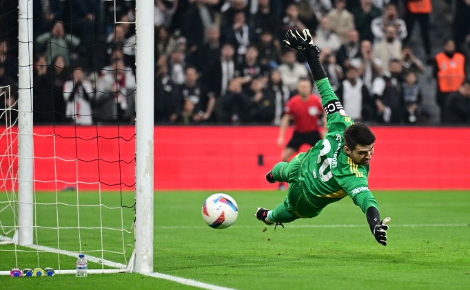 Beşiktaş'ta Ersin'e tepki! 1 besiktasta ersine tepki CWgmylw8