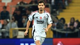besiktasta salih ucan belirsizligi OFkEFNhQ