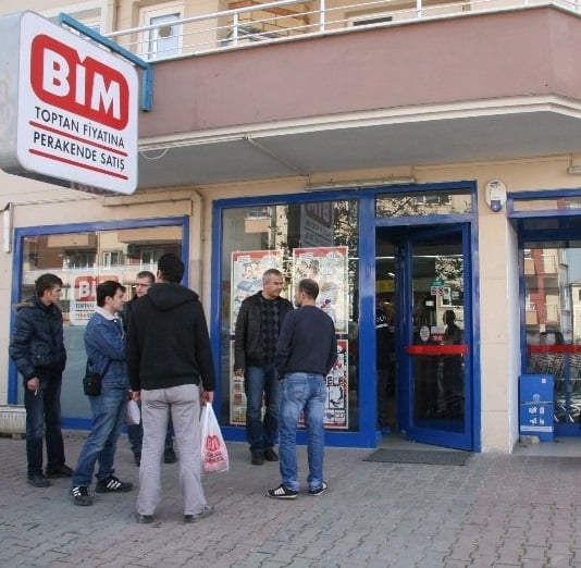 bime girerken neden iki kapidan geciyoruz 0 b4fvsCLs