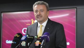 canli ibrahim hatipoglu konusuyor LypBMt4n