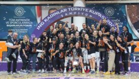 cbk mersin ikinci kez kupayi muzesine goturdu xwlqW4Um