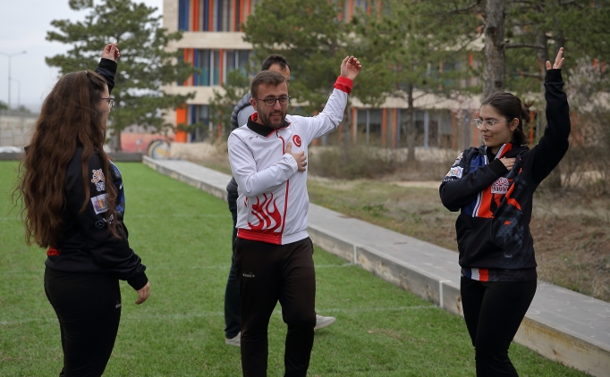 corumda bocce sporcusu 3 kardes sampiyonalara birlikte hazirlaniyor 2qssBpWD