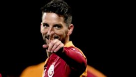 dries mertensin onunde 3 yol var iVsmdU2Z