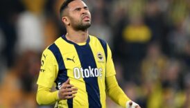 en nesyri buyuk maclarda kayip 5JYUzsle