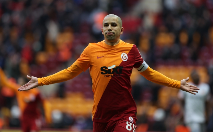 Feghouli'den kulüplere mesaj: "Beni ister misiniz?" 1 feghouliden kuluplere mesaj beni ister misiniz jiOiLUyO