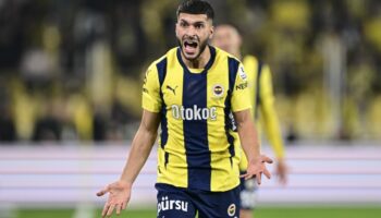 fenerbahce evinde samsunspora takildi ligde puan farki 9 MSZlfTE9