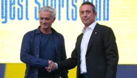 fenerbahcede yeni sezon toplantisi cHEVgsyn