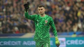 fransa livakovicin direnisini kirdi ZNZN6cMf