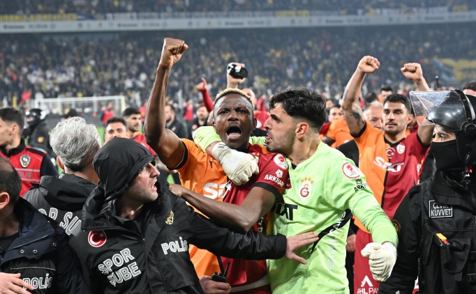 galatasarayda derbi galibiyeti boyle geldi QbsF8HRL