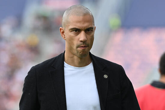 gokhan inler turkiye neden olmasin 1 U5yeFBlV