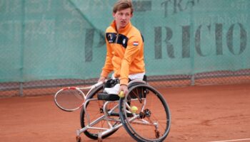 hollandali para tenisci niels vinkten antalyaya ovgu sa5zudek