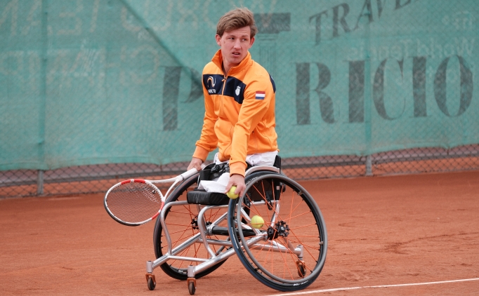 hollandali para tenisci niels vinkten antalyaya ovgu sa5zudek