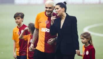 icardi ve wanda nara arasinda velayet krizi BVNCDKOw