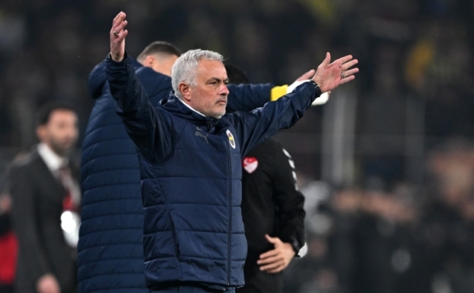 jose mourinhoya kirmizi kart fsIhOsgj