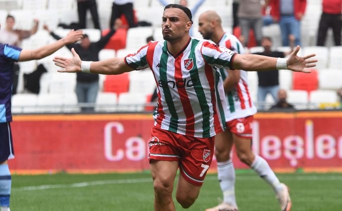 karsiyakada alkislar ali sinana B1a2RkAr