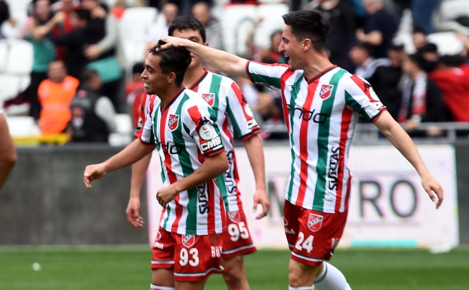 karsiyakanin rakibi kusadasispor pBKUmsQi