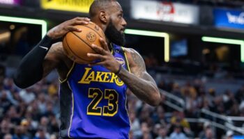 lebron hedefimiz playoff biletini garantileyip play inden kacinmak AanAlOj3