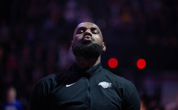 lebronun sakatligi 1 hafta daha devam edecek 6EjRkikZ
