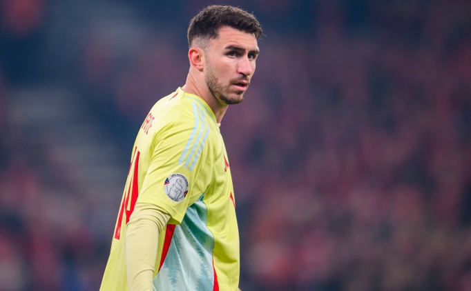 marsilya yildiz stoper transferinin pesinde RYcSVrY1