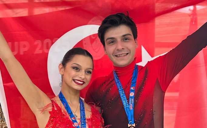 milli artistik buz patenciler dunya sampiyonasinda piste cikacak OSTG9veY