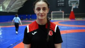 milli guresci selvi ilyasoglu avrupa sampiyonlugu icin mucadele ediyor HwQaluxV